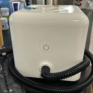 Dupray Neat steam cleaner